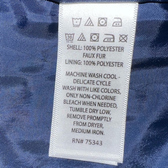 Kids Tommy Bahama Fleece Jacket | Size Large (10/12) - Picture 6 of 6